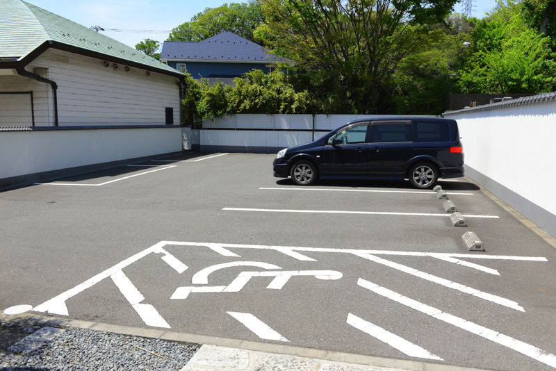 上行寺 八景斎場 駐車場