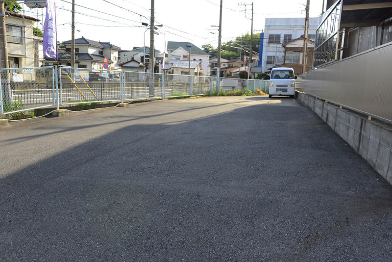 かもい斎場 駐車場