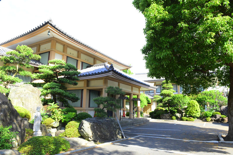 長安寺斎場 外観1