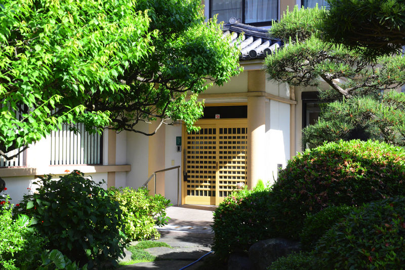 長安寺斎場 入り口2