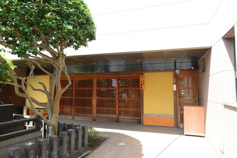 大光院霊堂 入り口