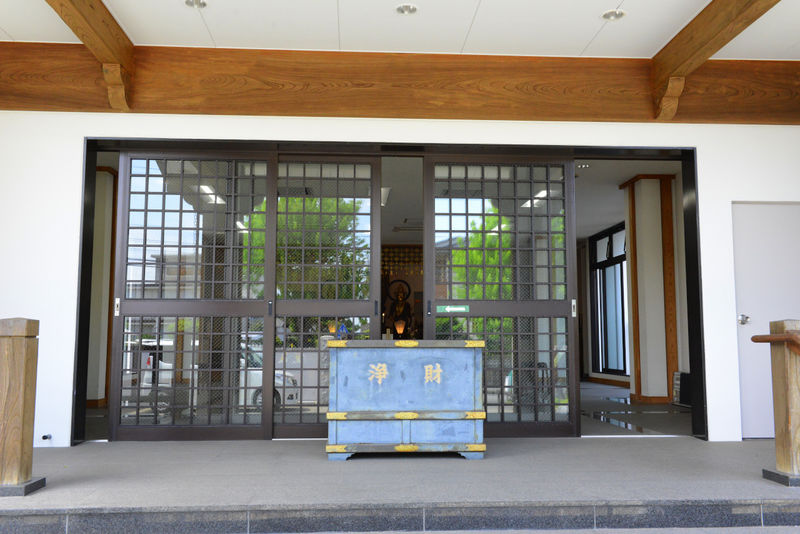 薬王寺会館 入り口