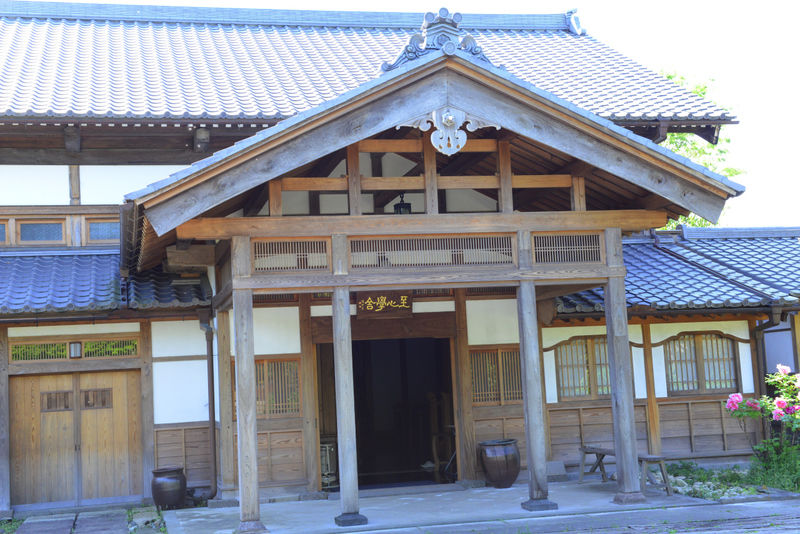 覺王山 髙願寺 入り口