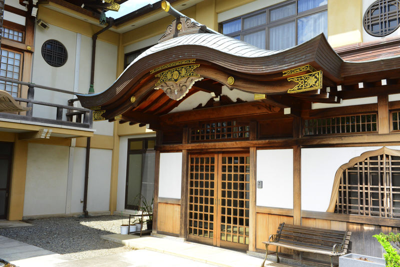 明鏡寺 松林会館 入り口