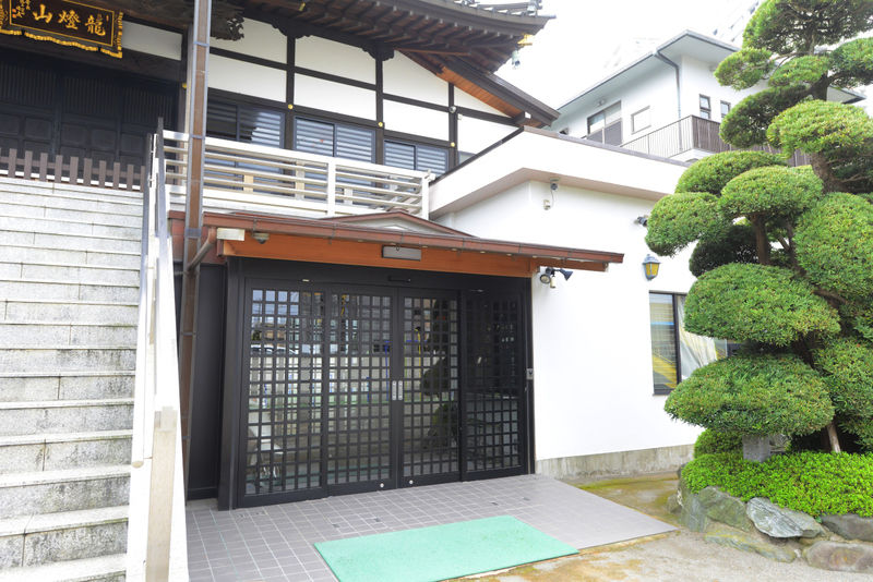 善立寺 入り口