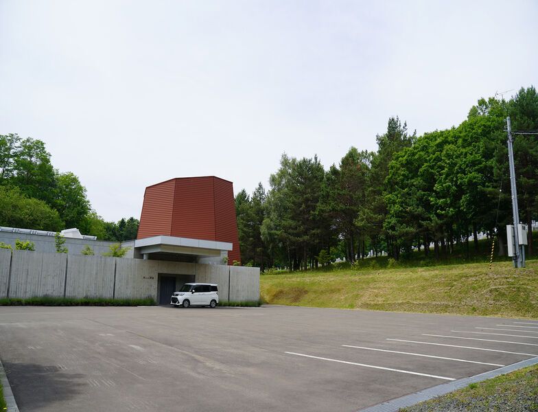 西山火葬場 駐車場1
