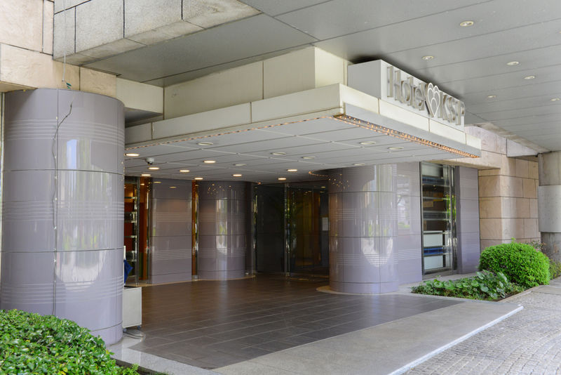 HOTEL ARU KSP 入り口