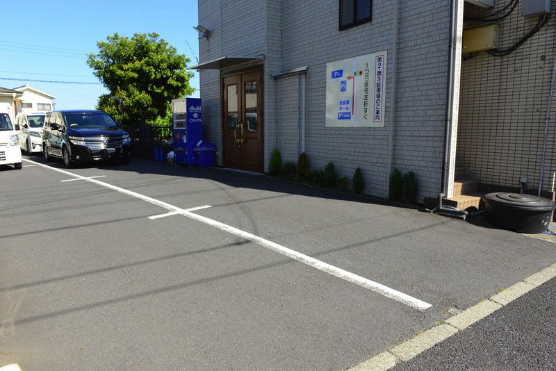 家族葬式場ゆかりえ海老名 駐車場