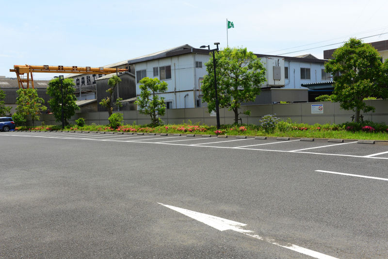虹のホール湘南 駐車場
