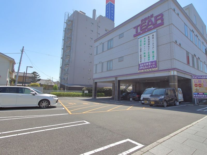 ティア越谷 駐車場1