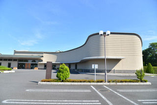 上尾伊奈斎場つつじ苑
