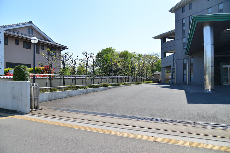 朝霞市斎場 駐車場1
