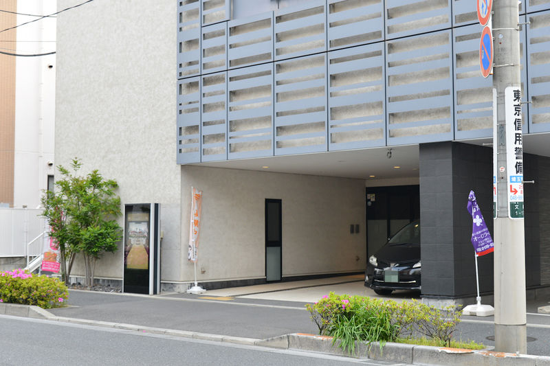 博愛社 オーロラ・ホール南浦和 入口1