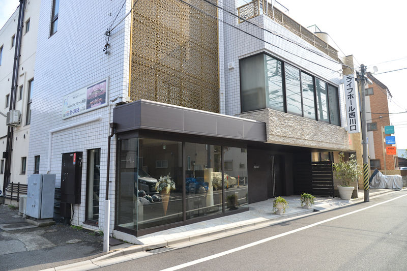 ライフホール鈴蓮 入口1