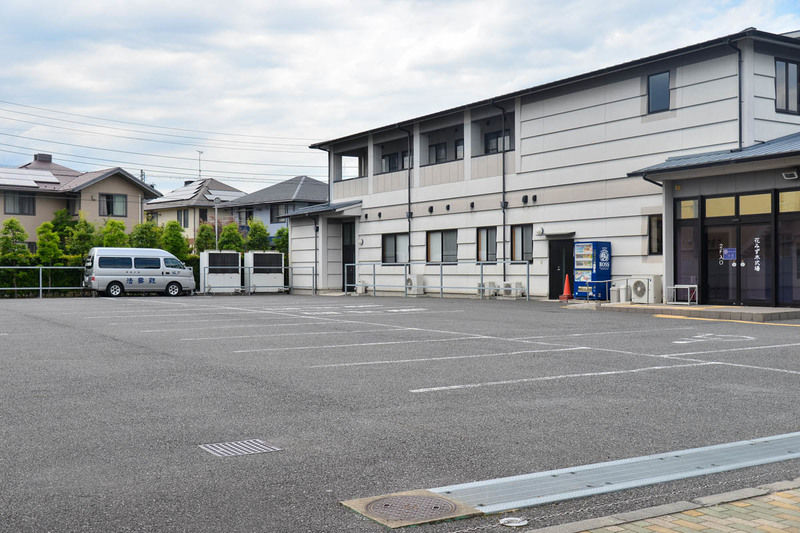 坂戸法要殿 駐車場1