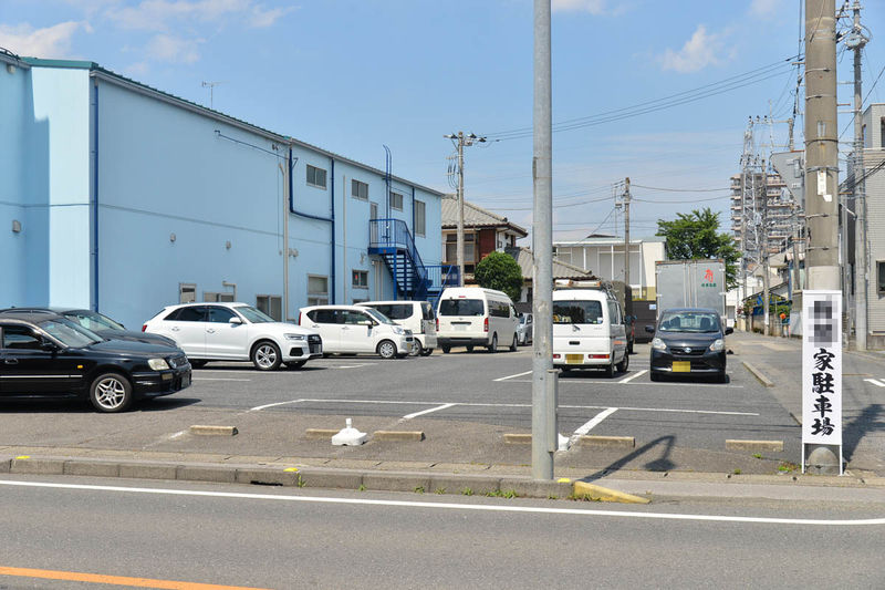 プラザオオノ上尾店 駐車場1