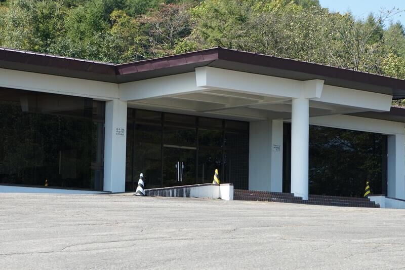 新得町葬斎場 外観２