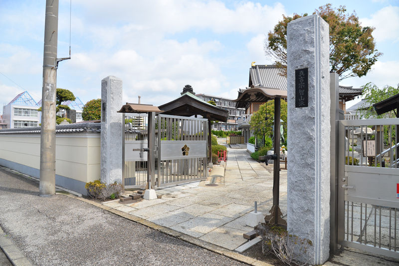 祥山堂ホール（吉祥寺） 入口1