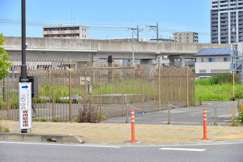 家族葬邸宅 団欒 駐車場1