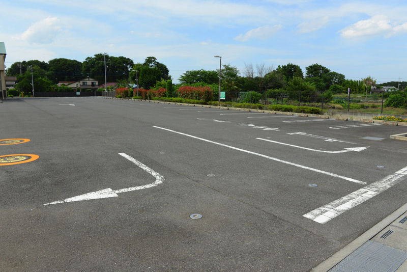 JA花園 アグリホール花園 駐車場