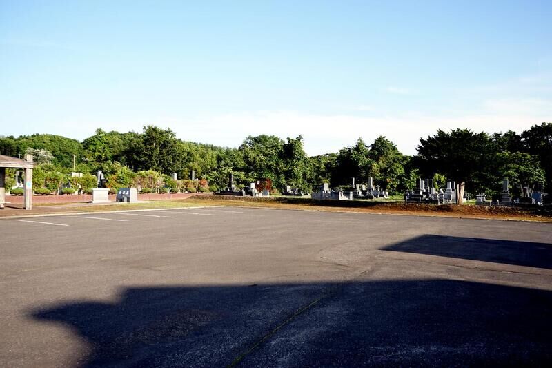 やすらぎ苑 今金町葬斎場 駐車場