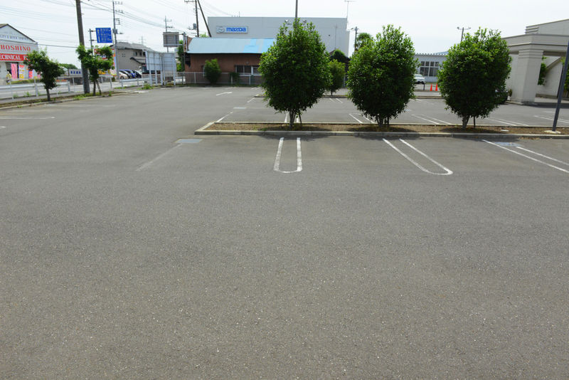 ファミリーホール本庄 駐車場