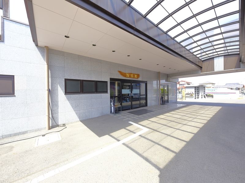 銀杏ホール 入り口2