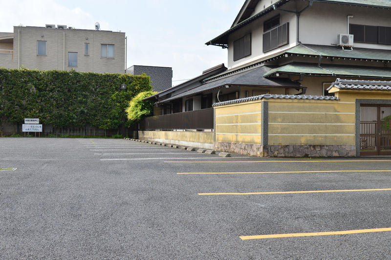 随泉寺会館 駐車場1