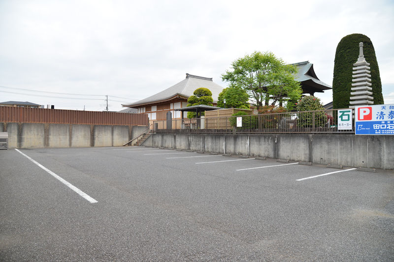 清泰寺会館 駐車場1