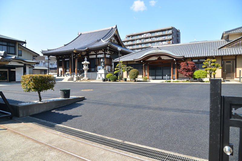 満願寺 観音堂 駐車場1