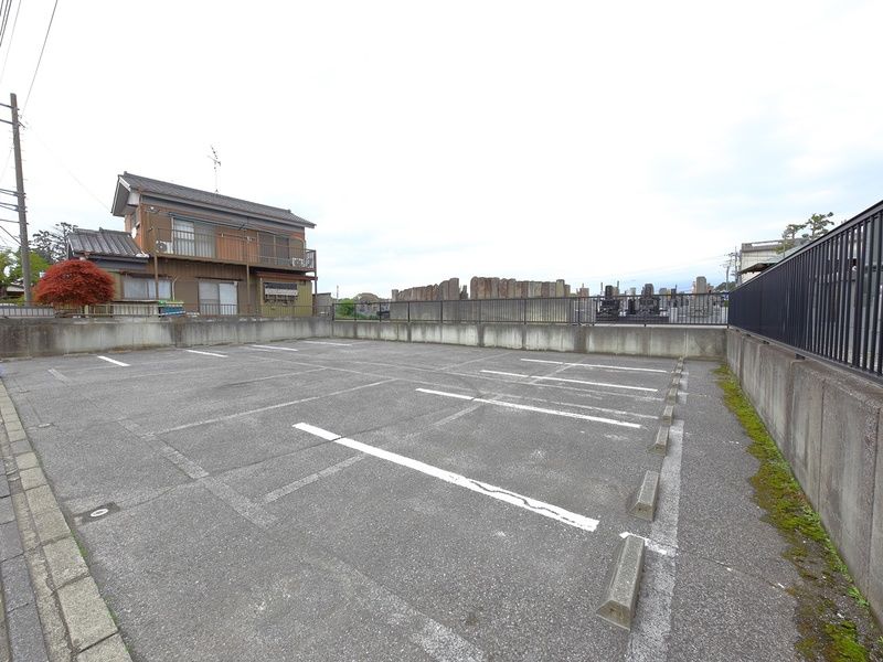 知楽院 駐車場 (3)
