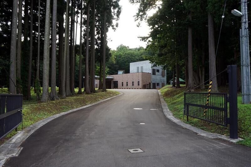 永遠の森火葬場 駐車場