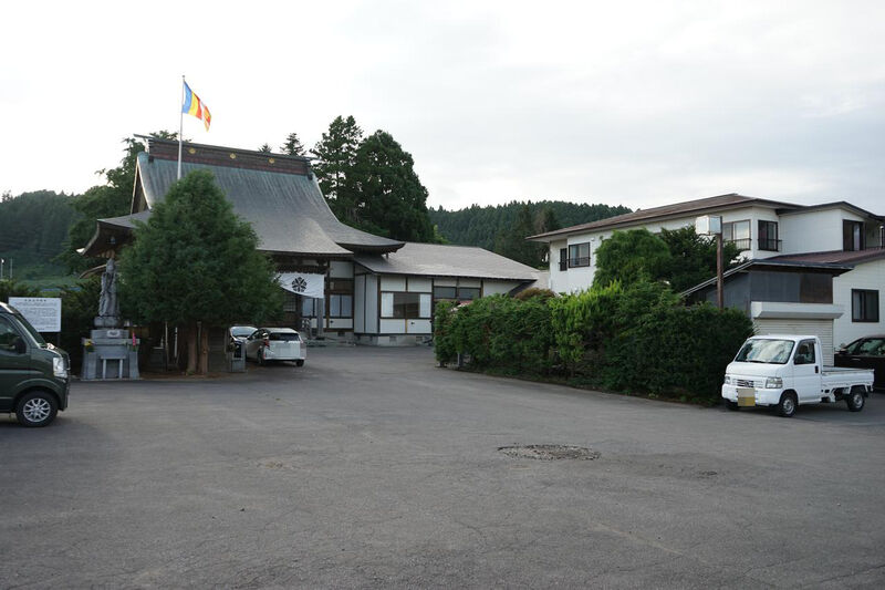 円通寺斎場 駐車場