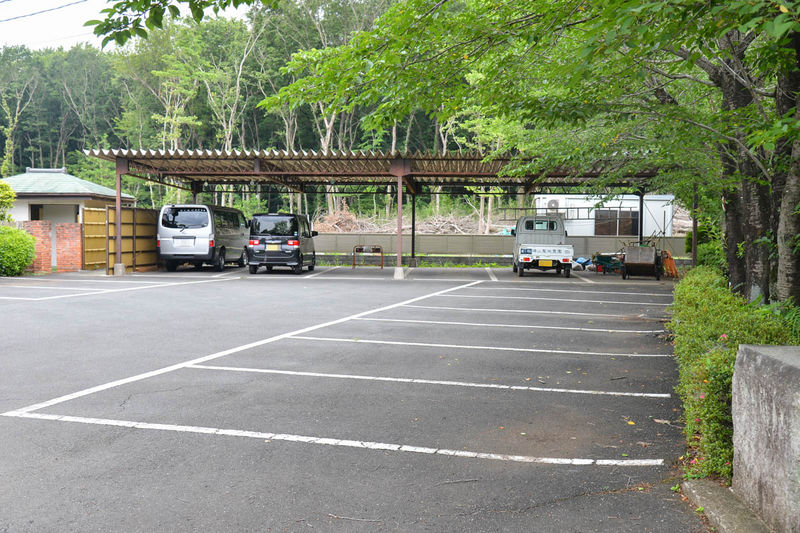 台雲寺会館鳩山墓地霊園 駐車場1