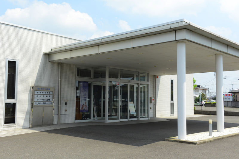 セレネホール羽生 入り口