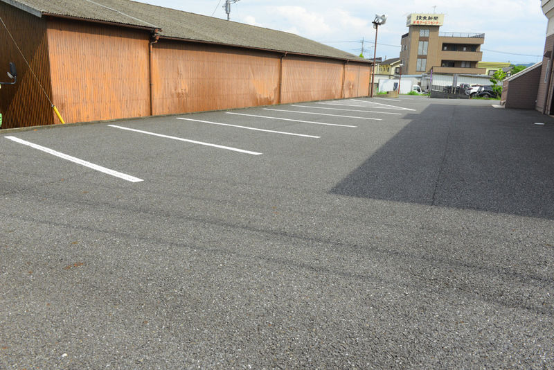 メモリアル花壇　寄居ホール 駐車場