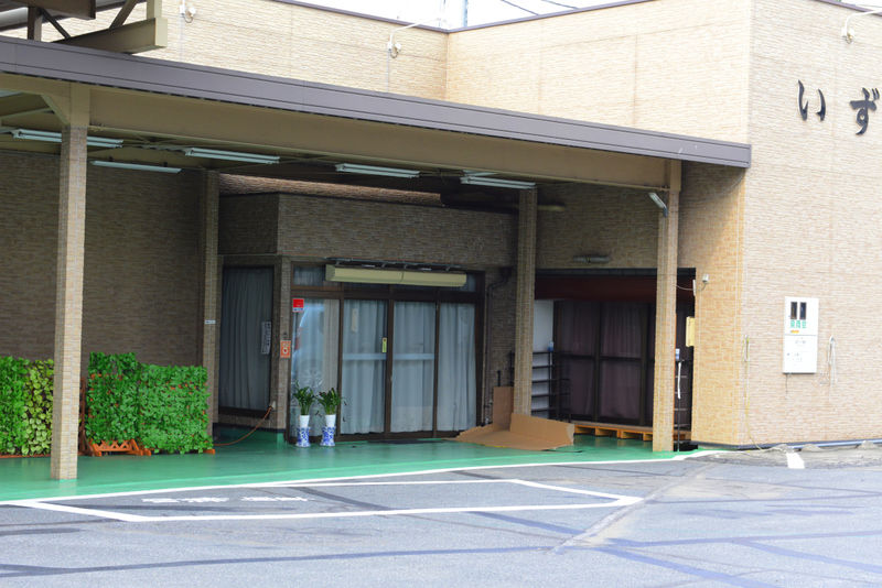 いずみ会館ホール 入り口