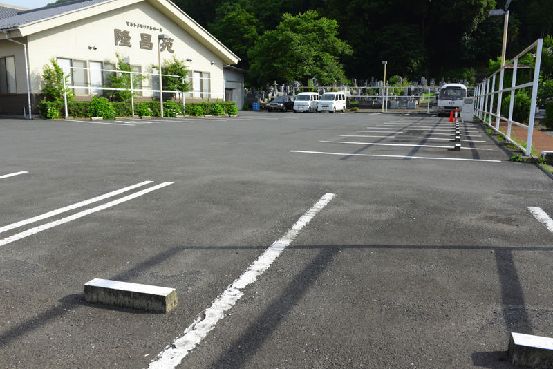 マルトメモリアルホール隆昌苑 駐車場