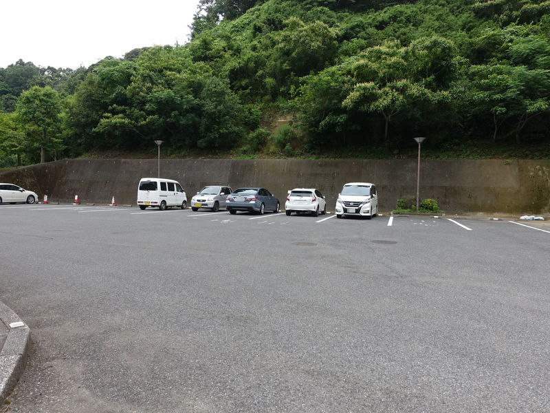 長南聖苑 駐車場