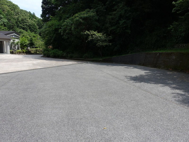 上総聖苑 駐車場２