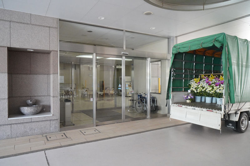 シティホール市川 入口2