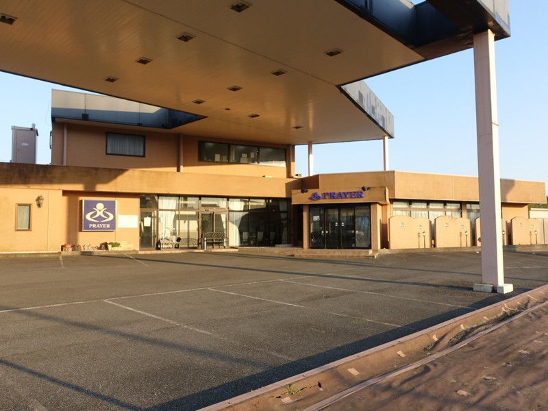 プレア成田ホール 外観1