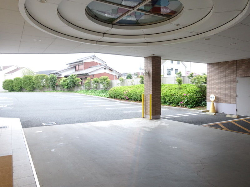 矢切儀式殿 駐車場