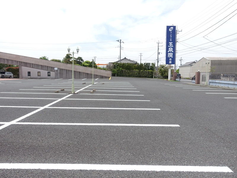 サンセルモ玉泉院　市原会館 駐車場