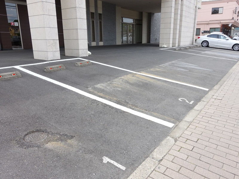 博全社 ウィズモア佐倉 駐車場