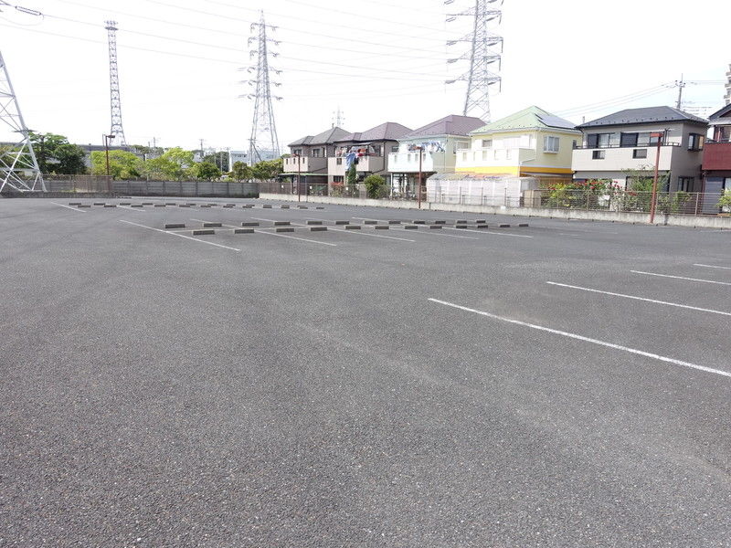 ライフケア 八幡会堂 駐車場２
