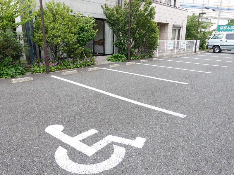 雅セレモニー幕張本郷ホール 駐車場