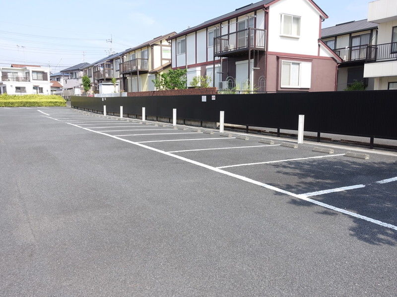 ライフケア みどり会堂 駐車場