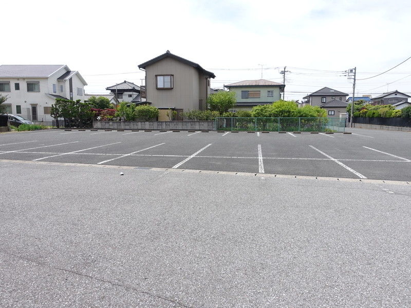 有限会社市原葬祭社姉崎斎苑 駐車場