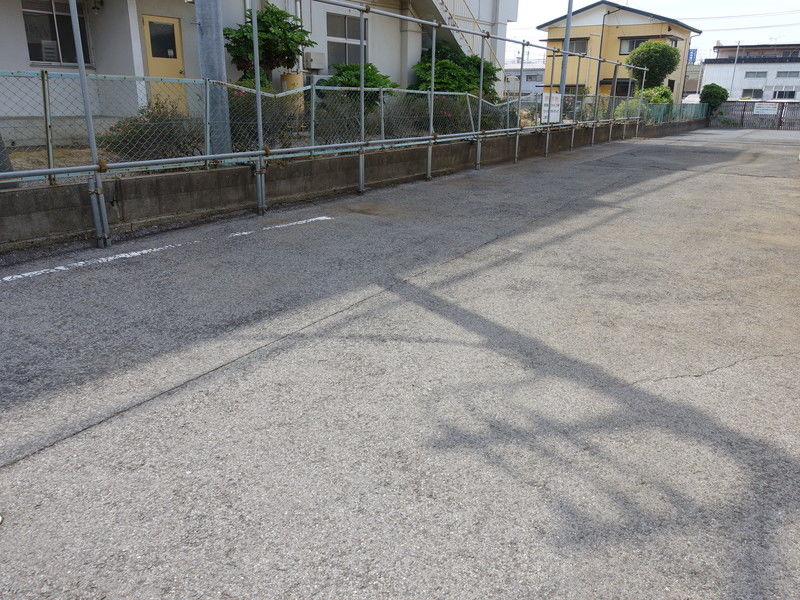 ケーヨー斎苑 駐車場